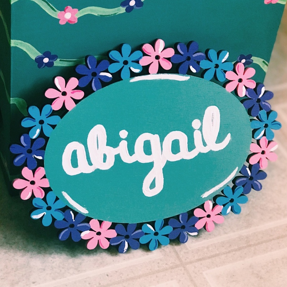 🟣3/$30 Hand-painted wooden name sign Abigail